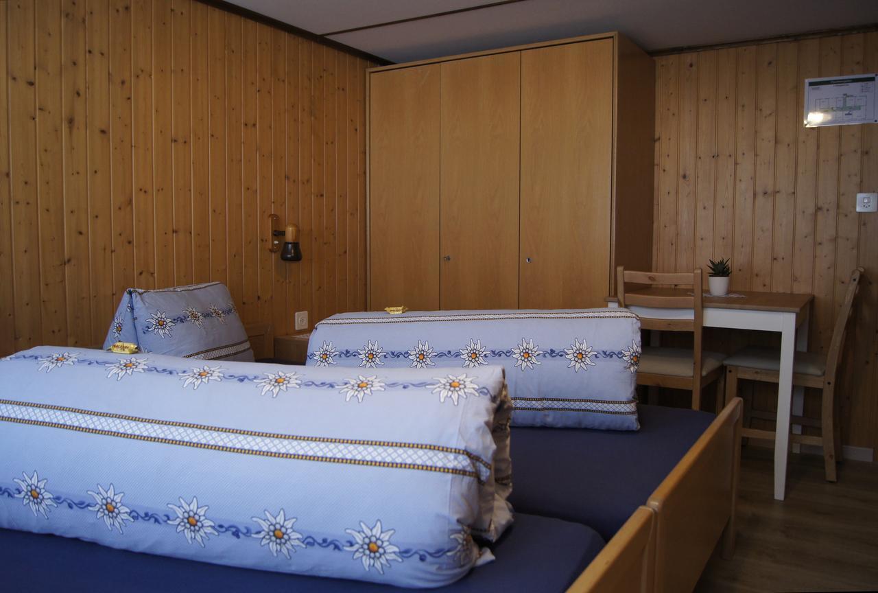 Hotel Alpenblick موتاثال المظهر الخارجي الصورة